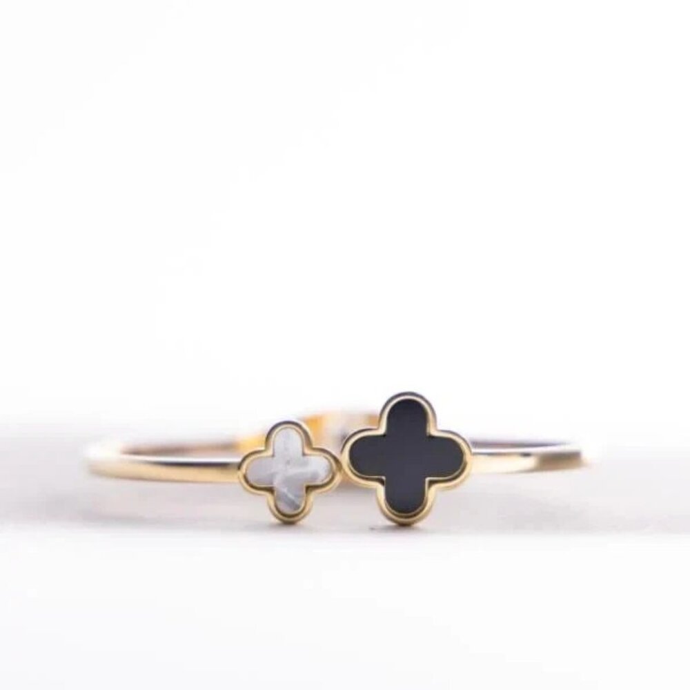 Gold Plated Clover Bracelet – Trendy Women’s Fashion Jewelry for Casual Wear - Picture 4 of 5